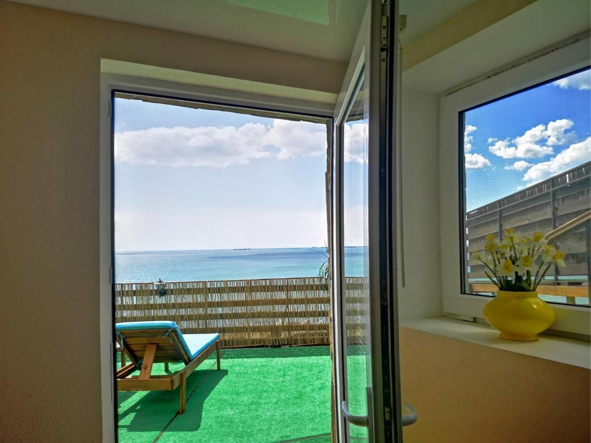 Sea View Apartments Одеса Екстер'єр фото